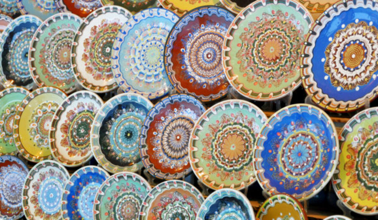 Съвременни майстори и арт керамика в България